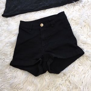 H&M DIVIDED BLACK HIGH WAIST SHORTS